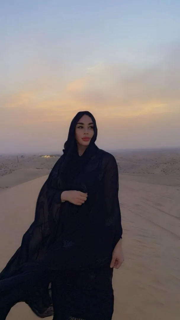 Escort model Laura in Dubai