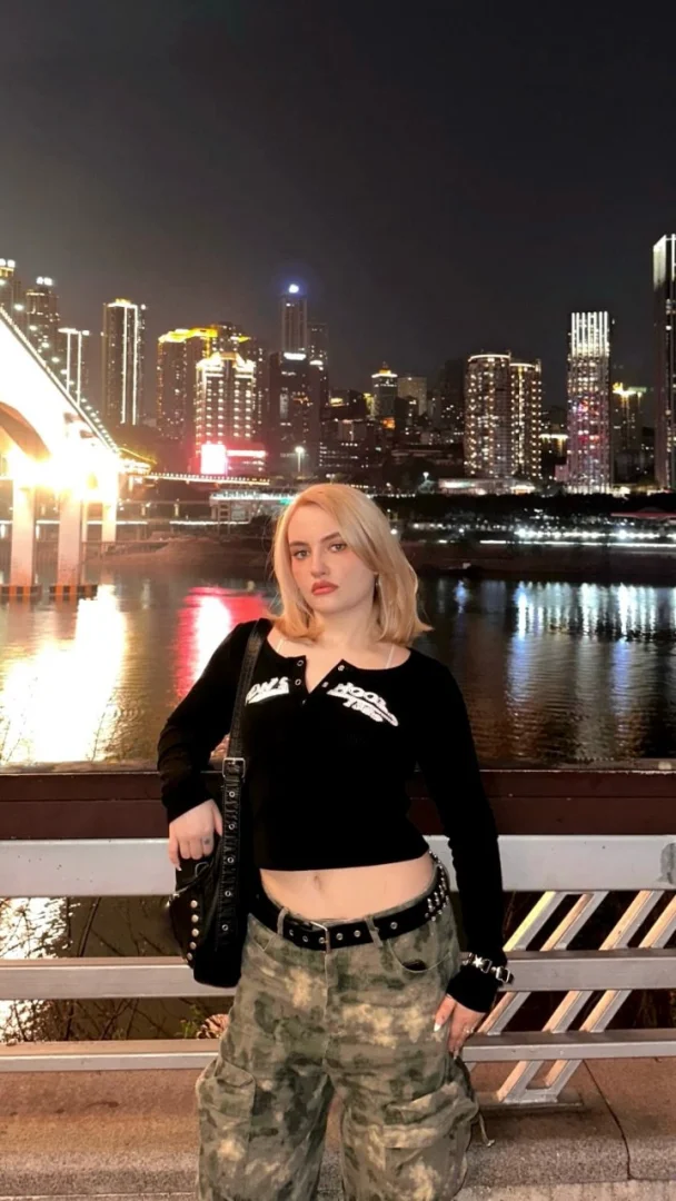 Escort model Lina in Dubai