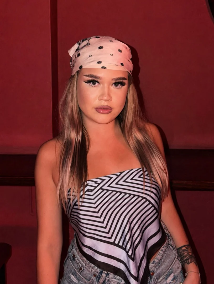 Adelina